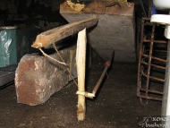 Paiute deadfall - Капан за дребни животни